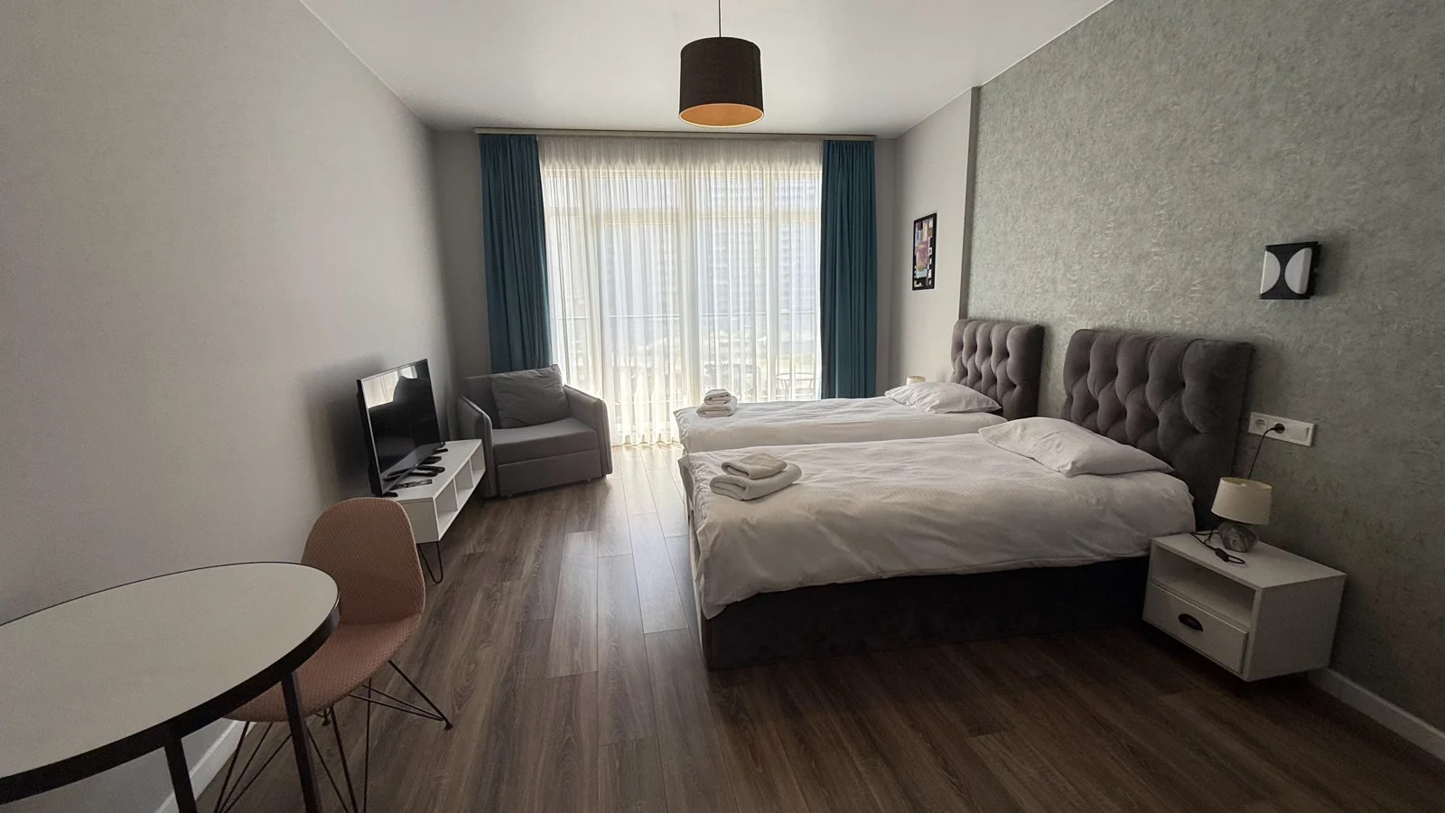 Apartment F 405